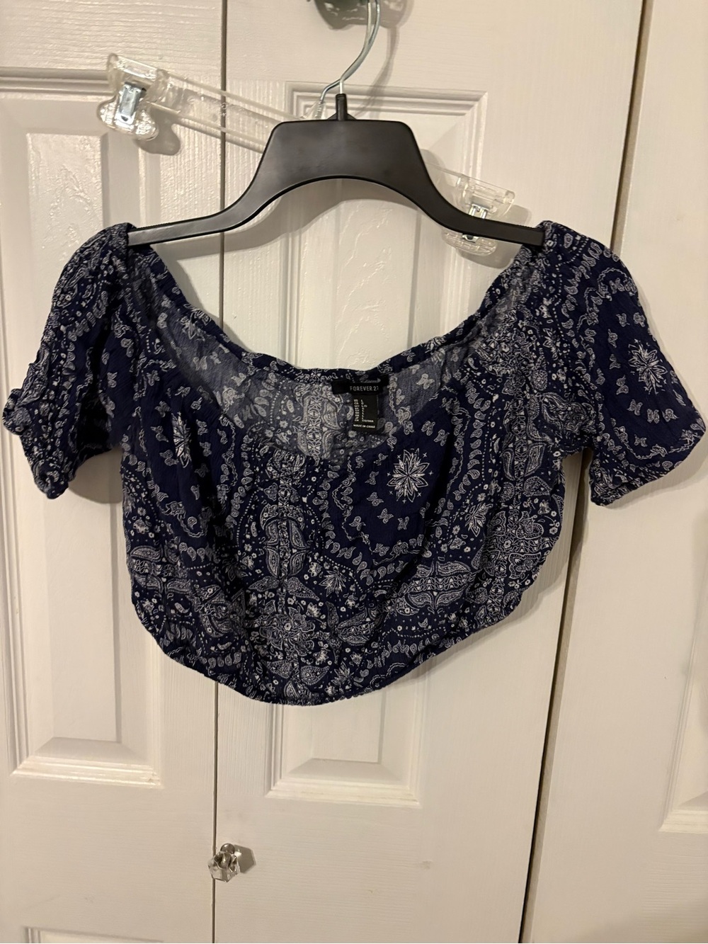 Forever 21 Navy and White Paisley Off-Shoulder Crop Top